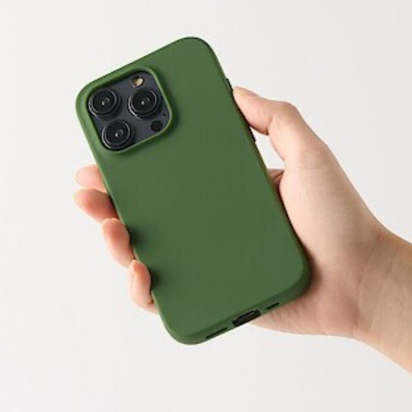 Muji Other - NWT Muji Phone Case in Green iPhone 15